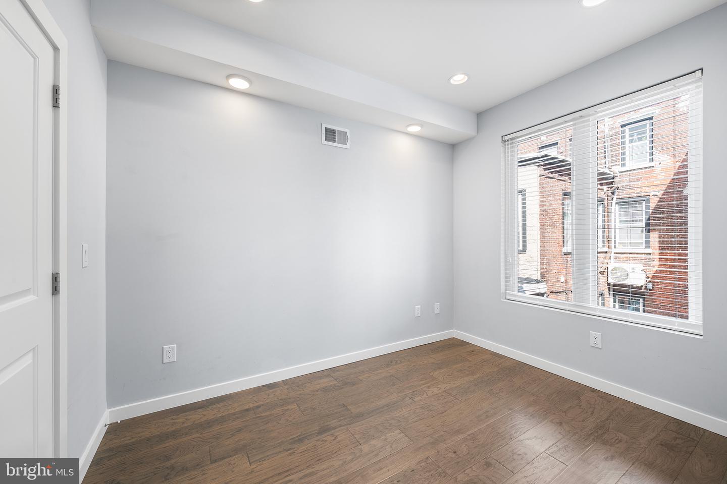 2107 E Arizona St Property Photo 22