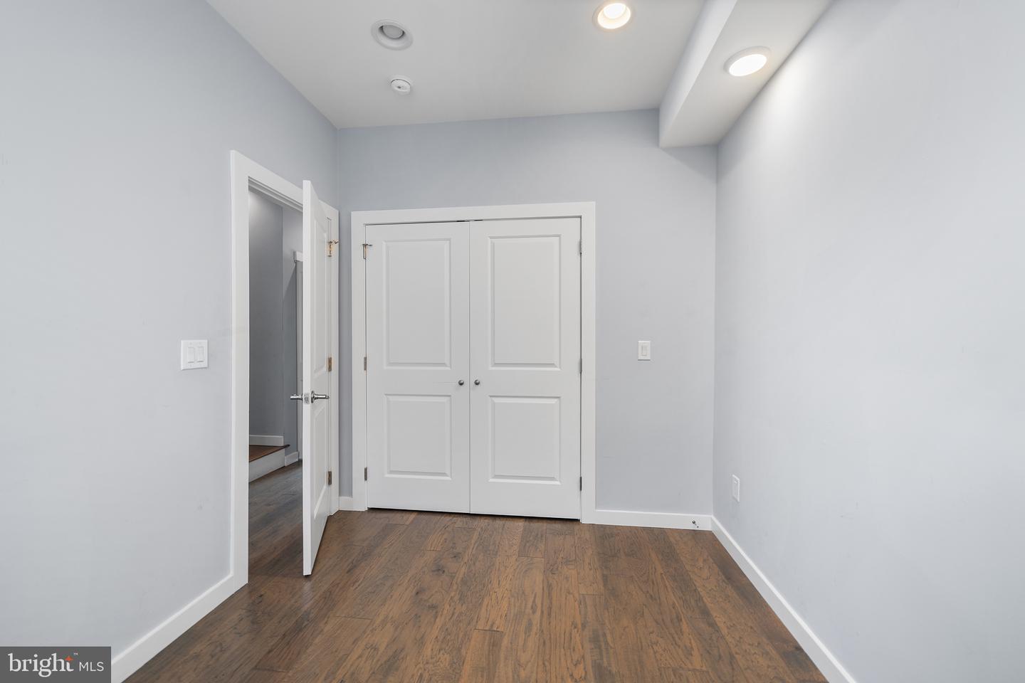 2107 E Arizona St Property Photo 23