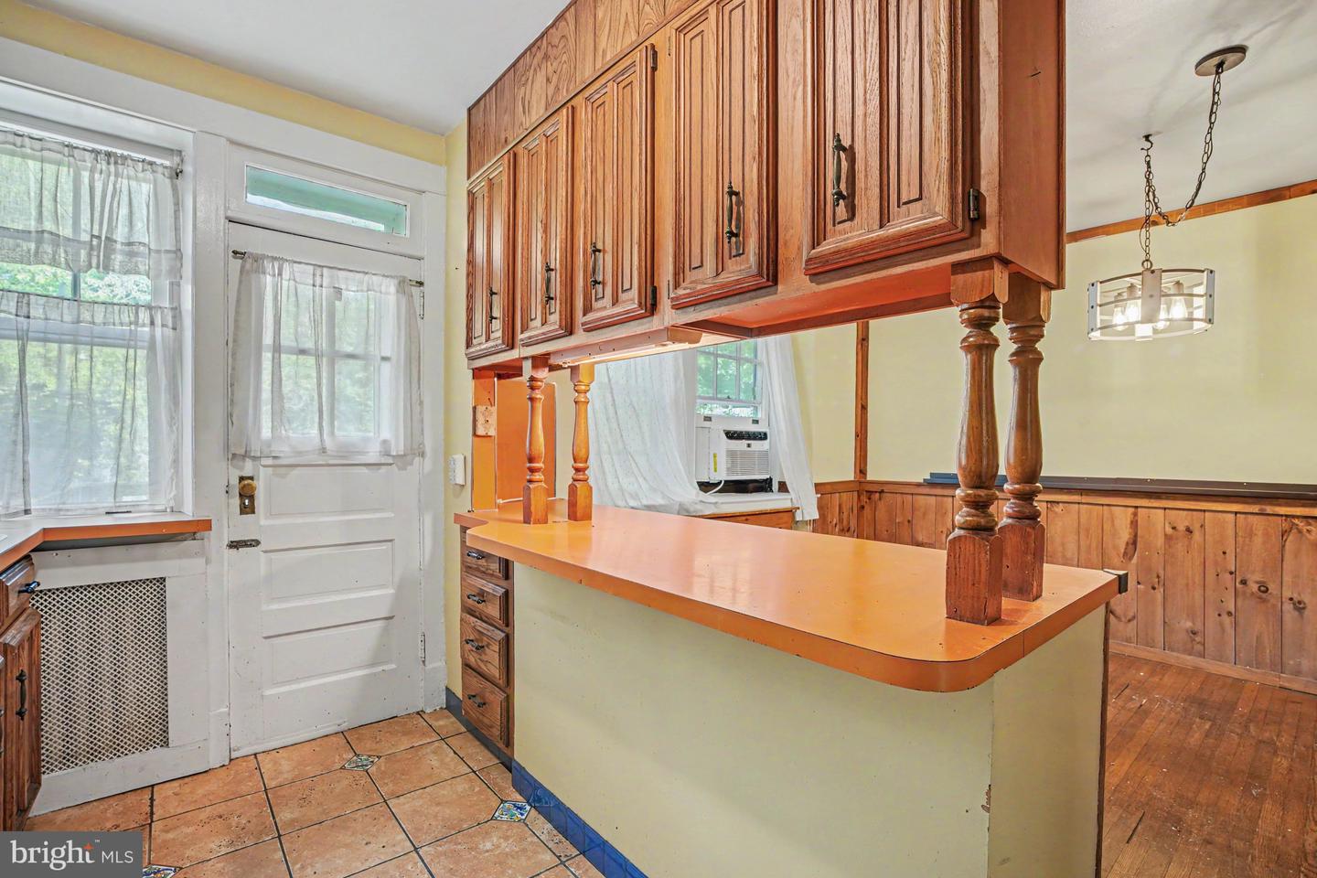 7435 Germantown Ave Property Photo 11