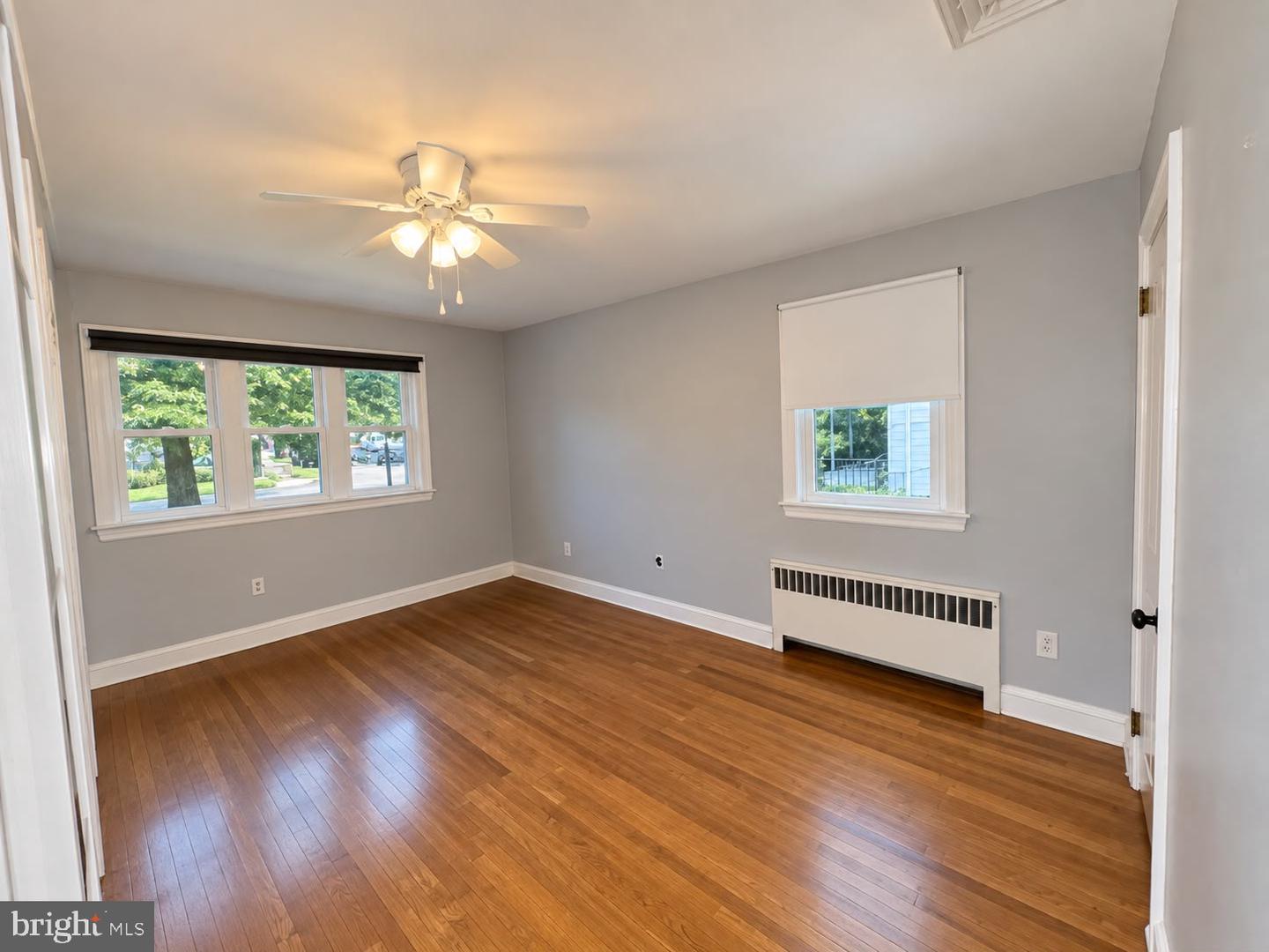 6797 Lawnton St Property Photo 13