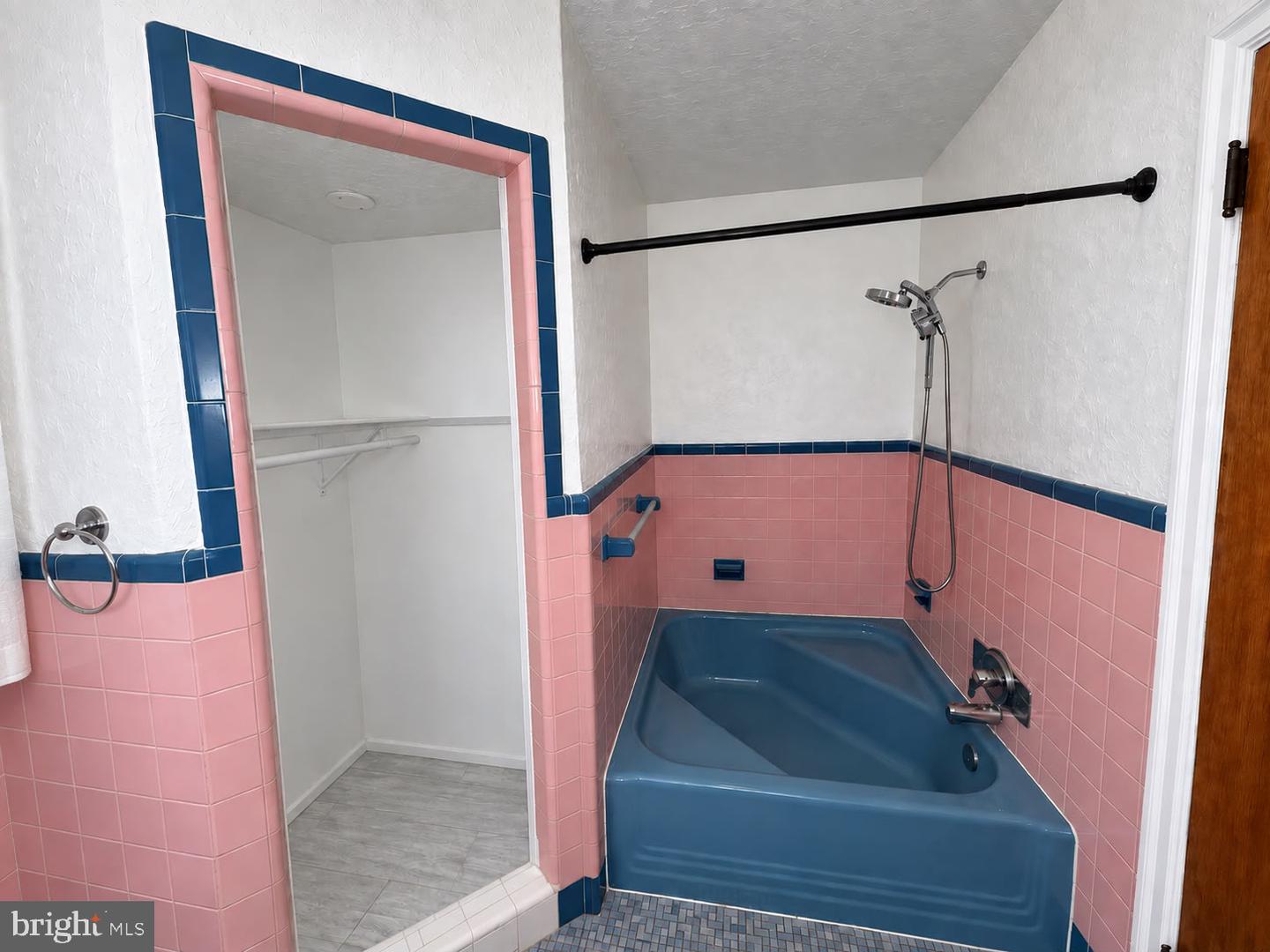 6797 Lawnton St Property Photo 17
