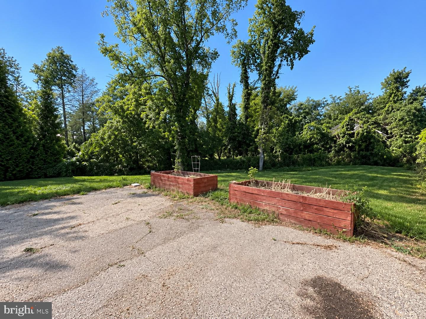 6797 Lawnton St Property Photo 31
