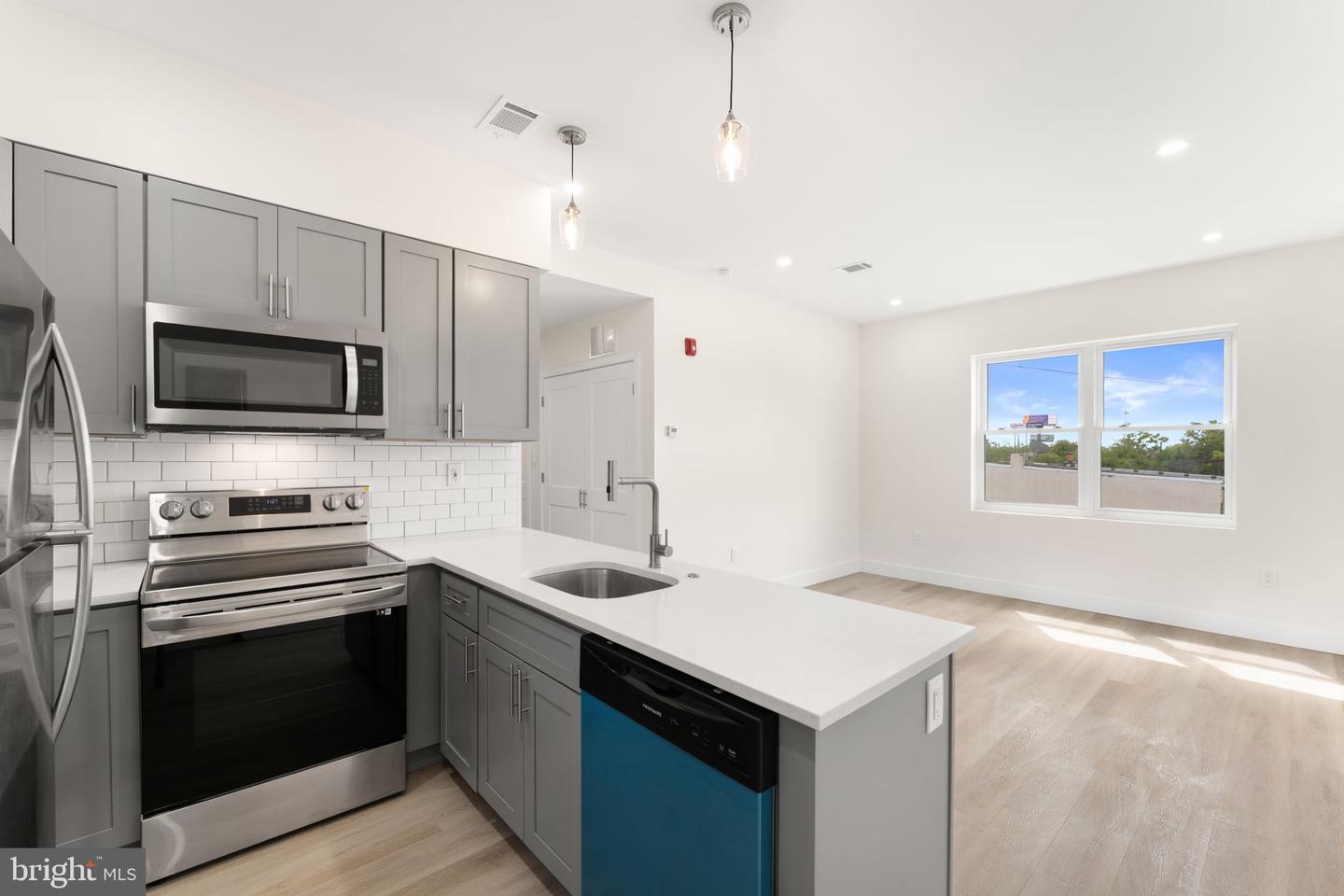 3500 WHARTON #202 Property Photo 1