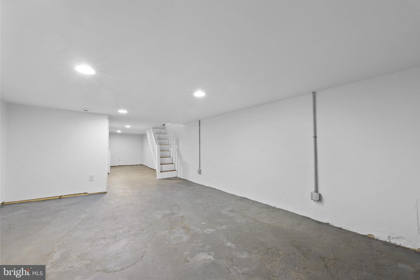 1323 S 30th St Property Photo 10
