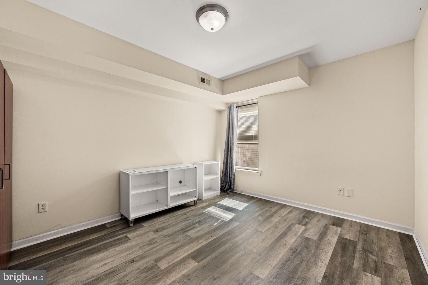 1240 45th #b Property Photo 14