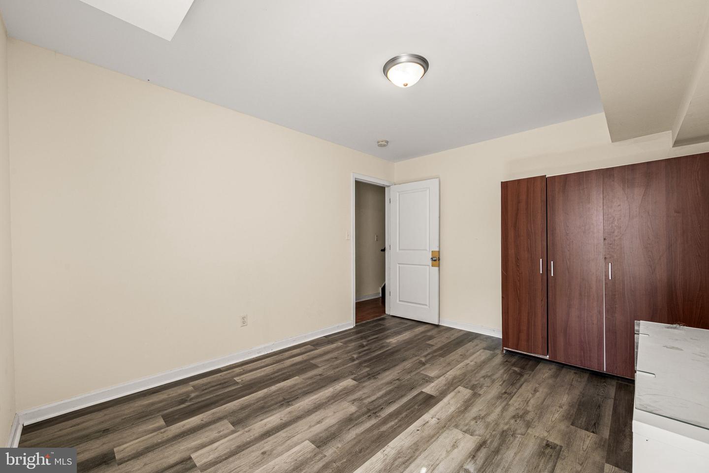 1240 45th #b Property Photo 15