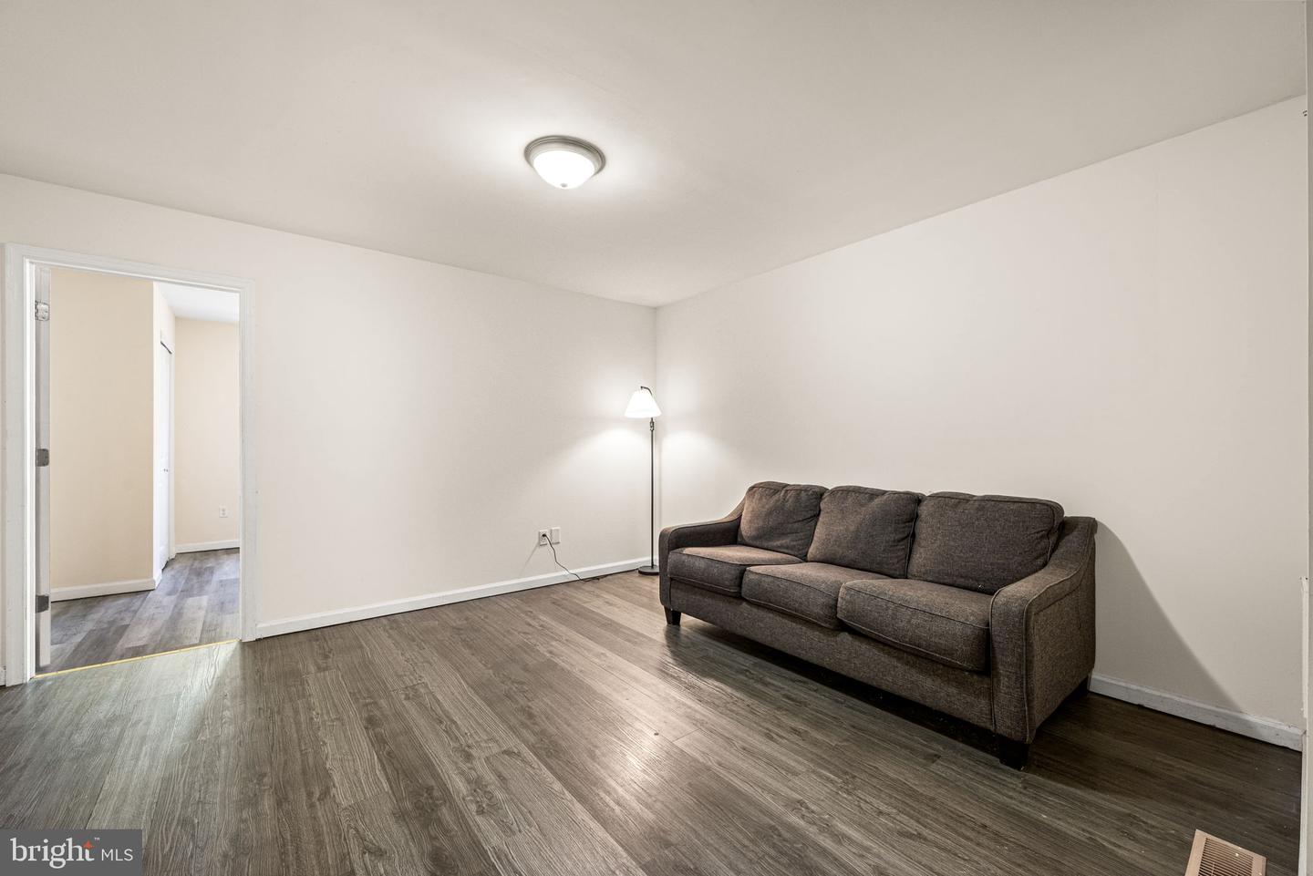 1240 45th #b Property Photo 20