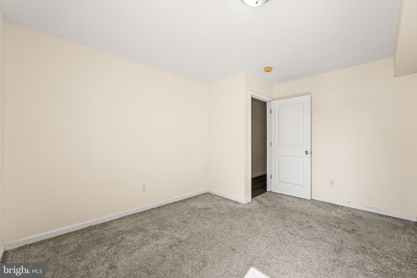 1240 45th #b Property Photo 26