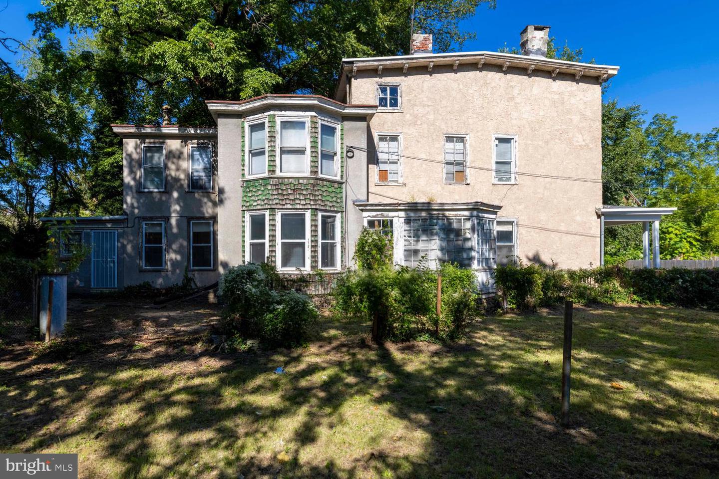 149 E Herman St Property Photo 2