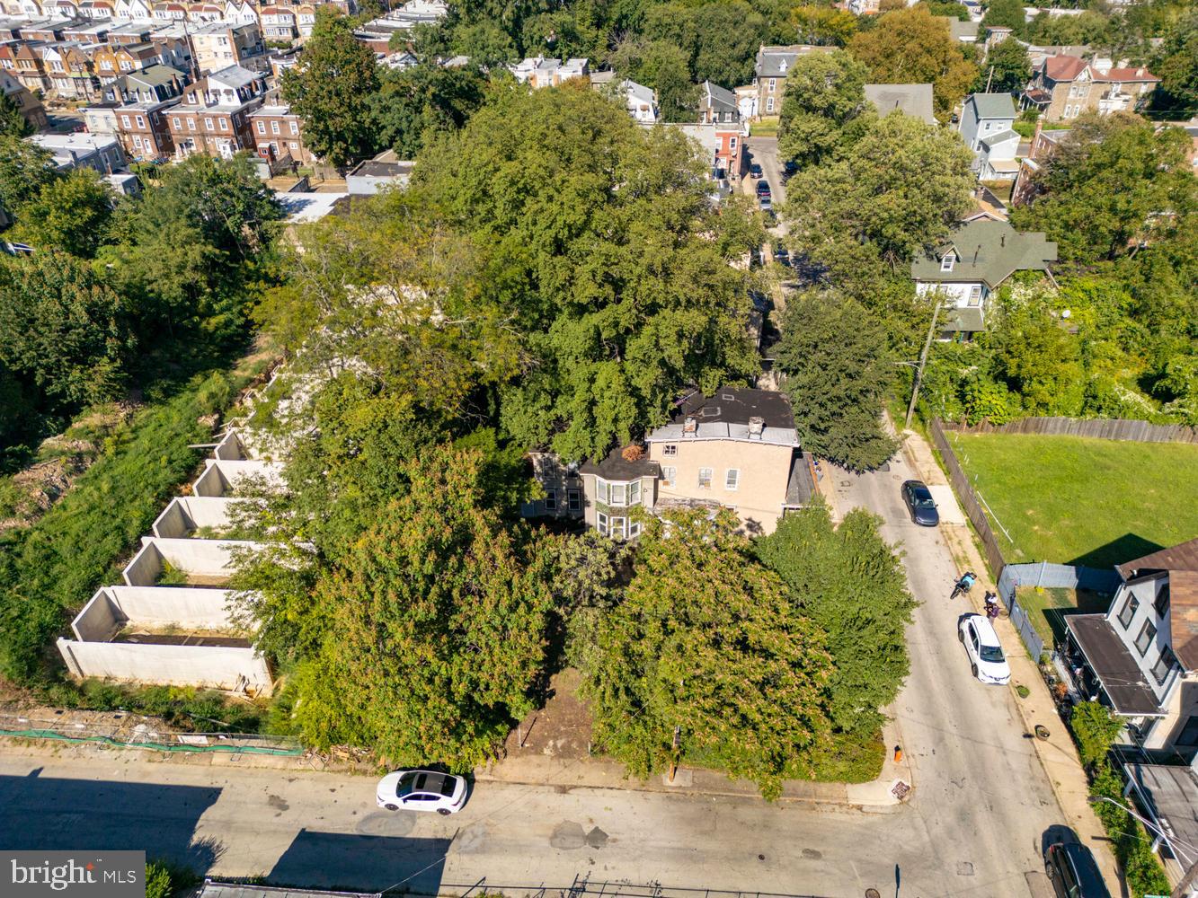 149 E Herman St Property Photo 5