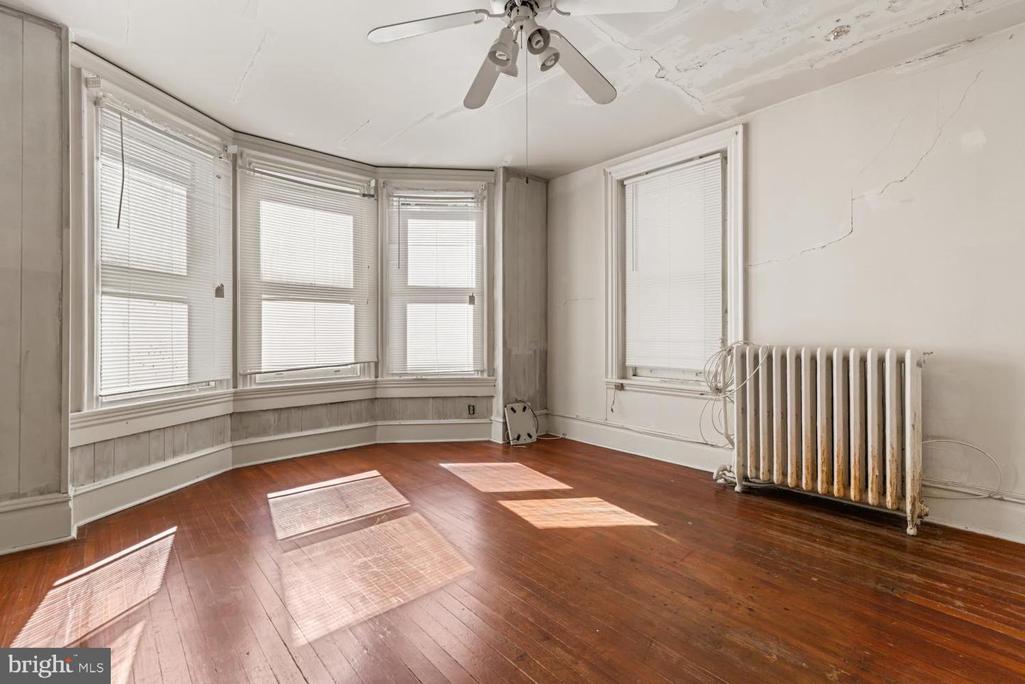 149 E Herman St Property Photo 24