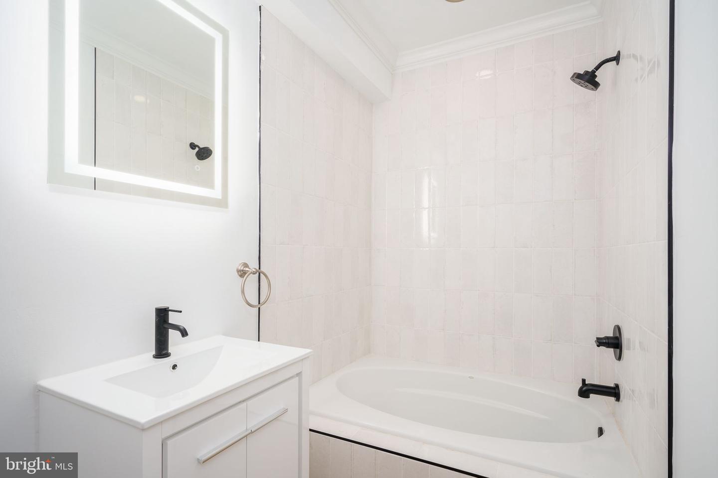 1014 S Cleveland St Property Photo 8