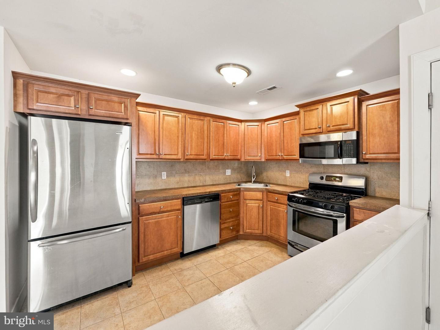 1630-90 Welsh Rd #30d Property Photo 12