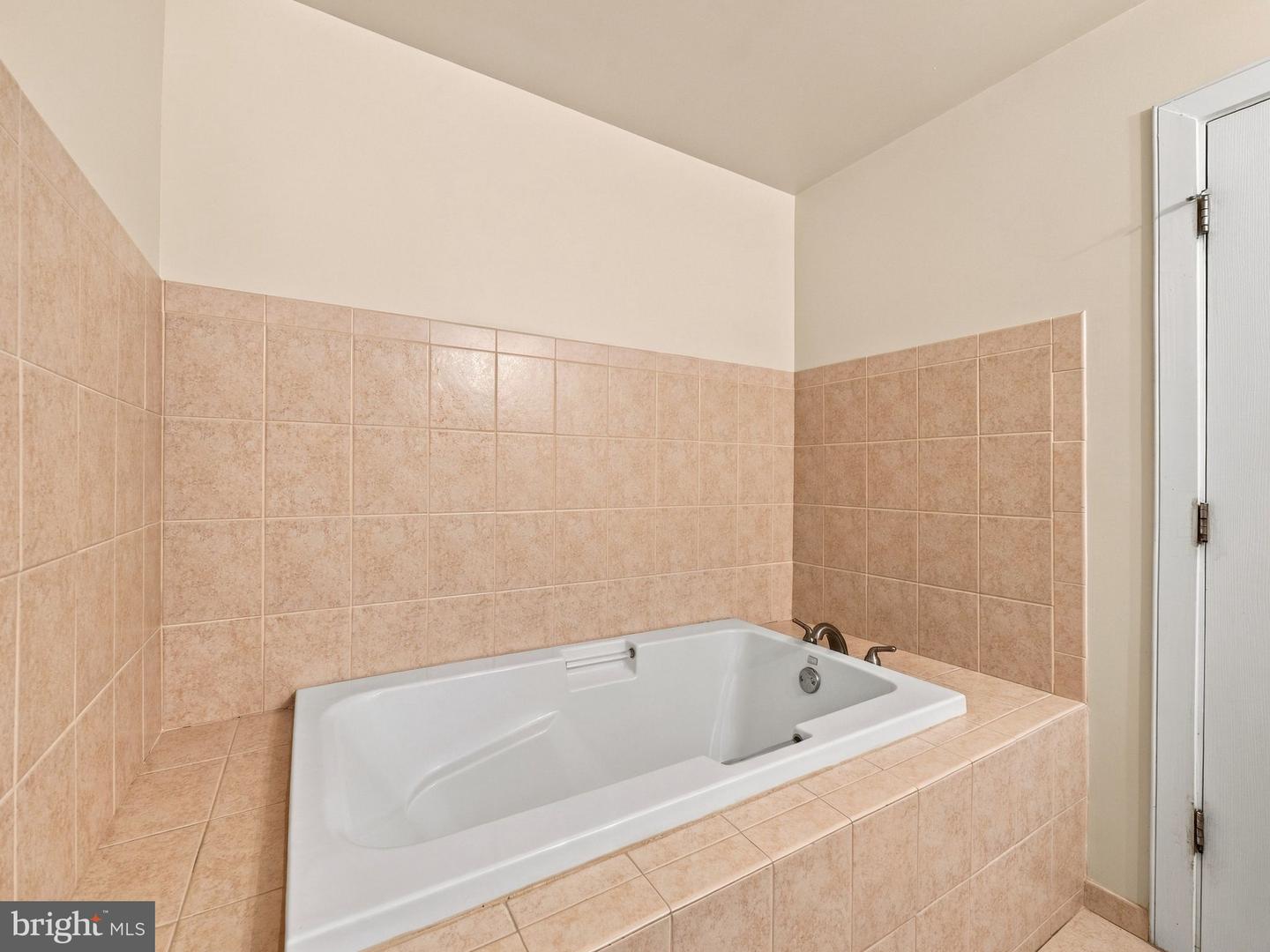 1630-90 Welsh Rd #30d Property Photo 25