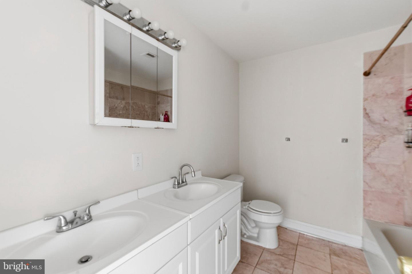1832 N 18th St #b Property Photo 11