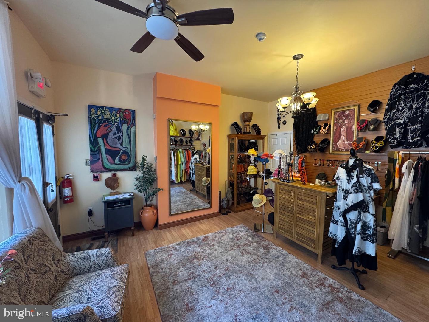 3836 Lancaster Ave Property Photo 10