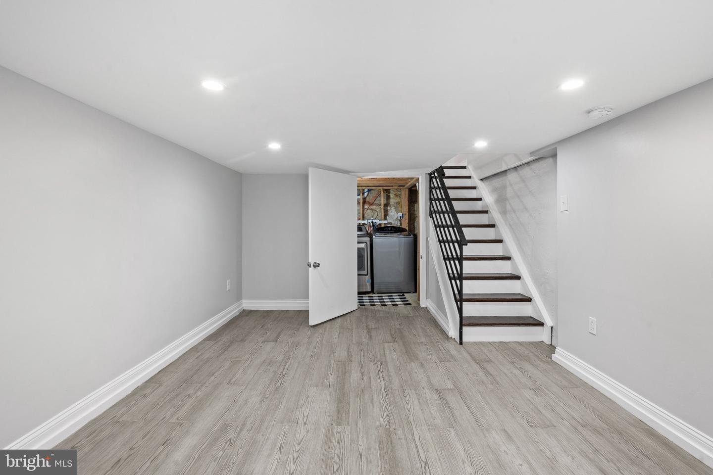 1316 S Opal St Property Photo 15