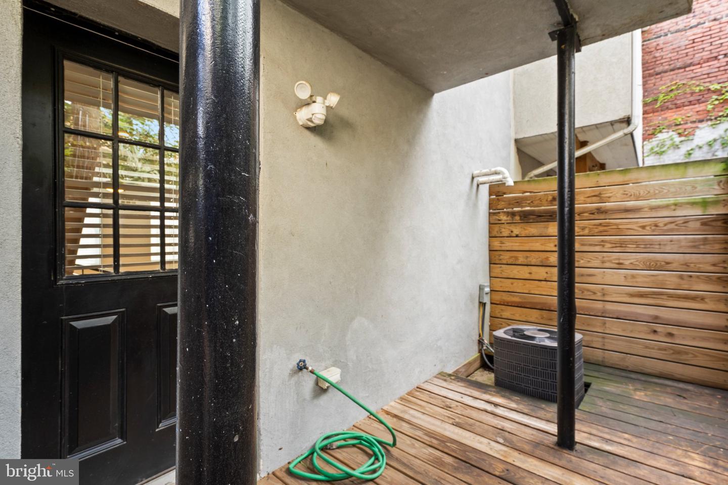 1316 S Opal St Property Photo 18