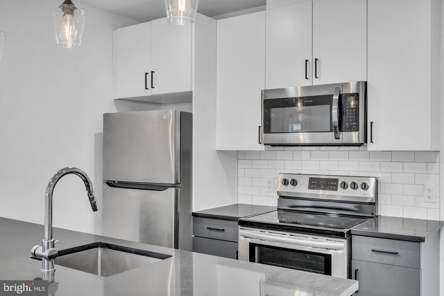 330 Cecil B Moore Ave #311 Property Photo 3