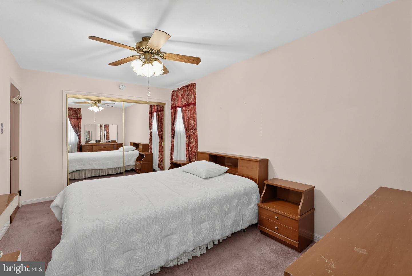 2131 Oakmont St Property Photo 12