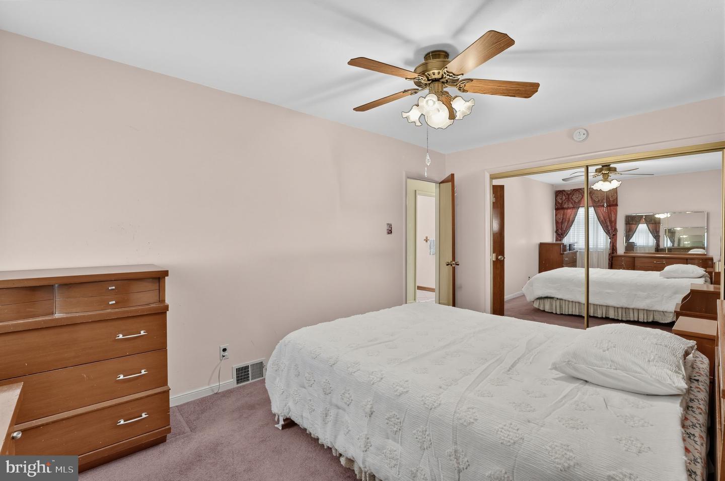 2131 Oakmont St Property Photo 13