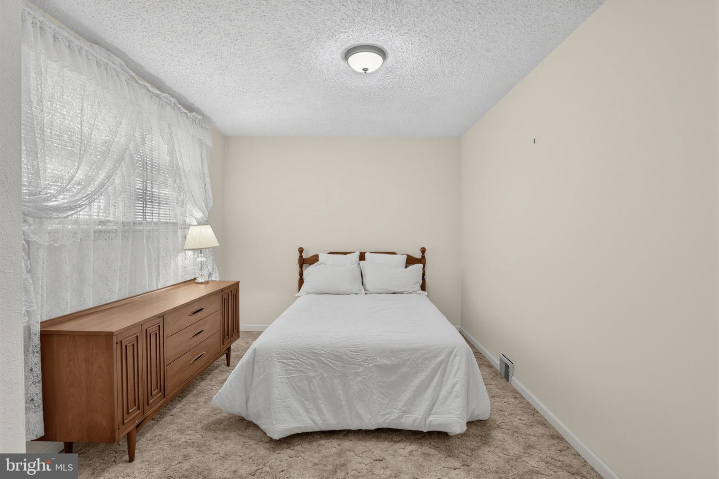 2131 Oakmont St Property Photo 20