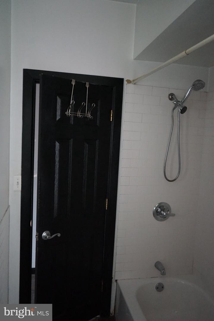 1913 Page St ##1 Property Photo 20