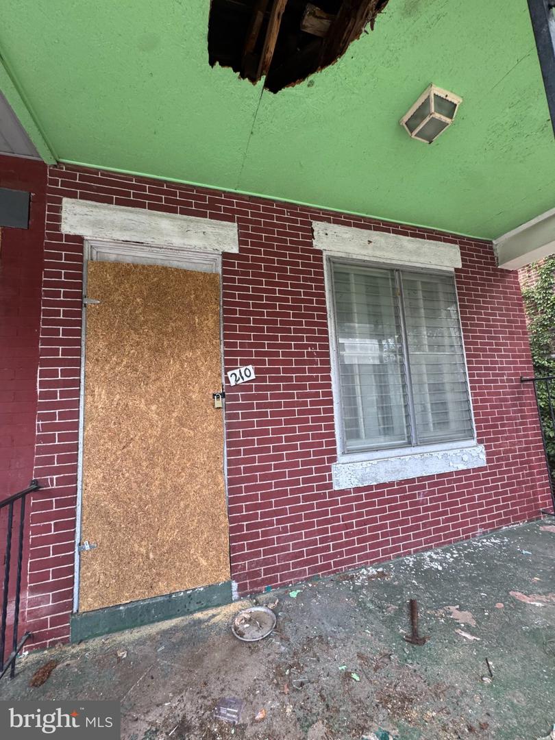 210 S Millick St Property Photo 32