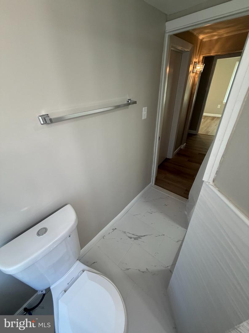 4709 Mercer St Property Photo 12