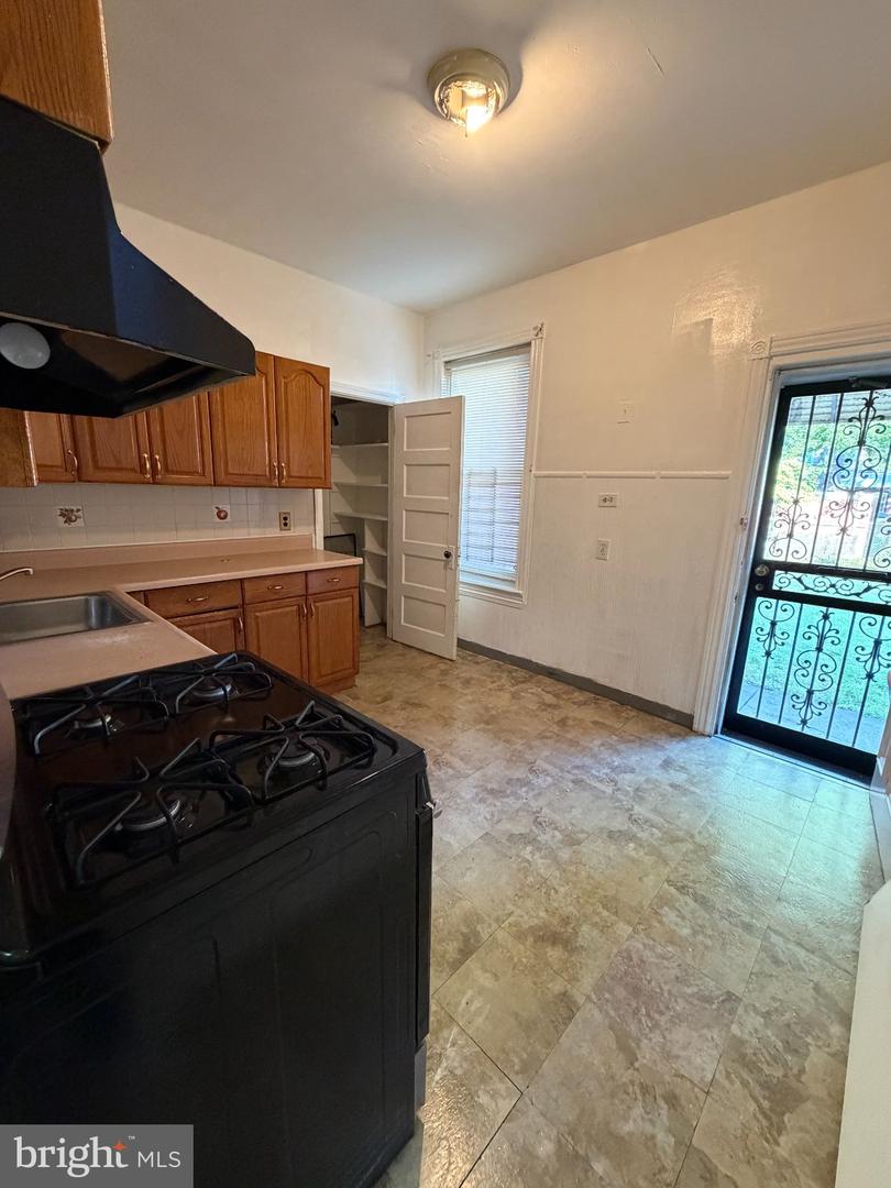 5515 3rd Street N Property Photo 5
