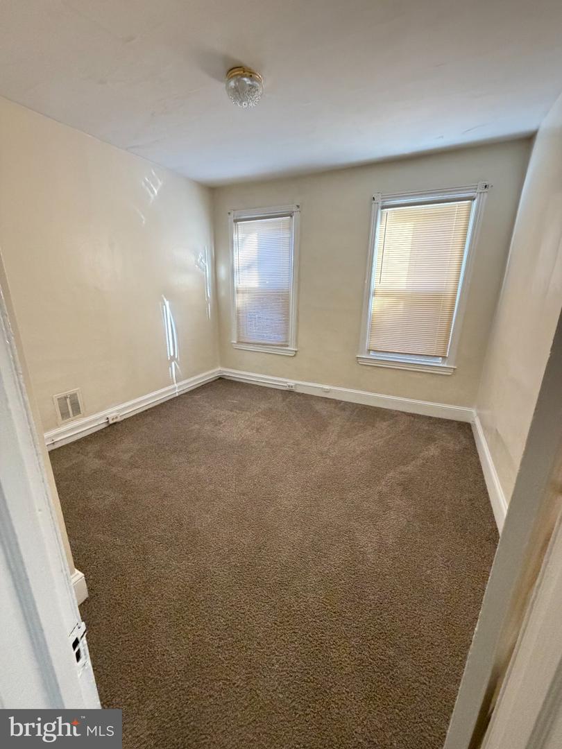 5515 3rd Street N Property Photo 10