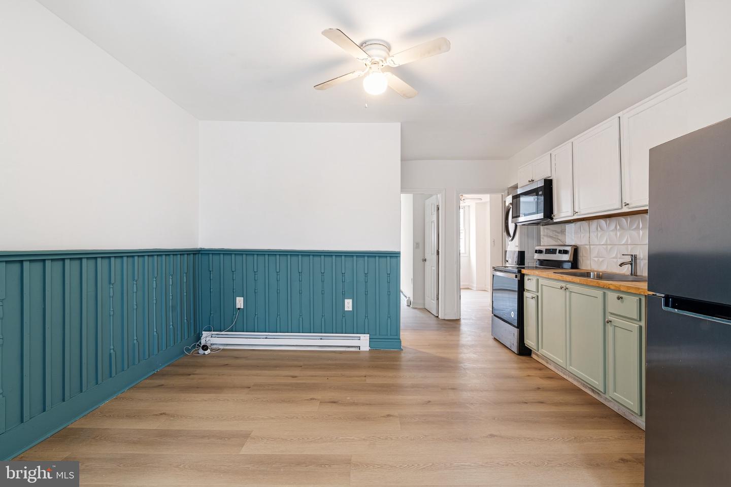 5957 Belmar St Property Photo 7
