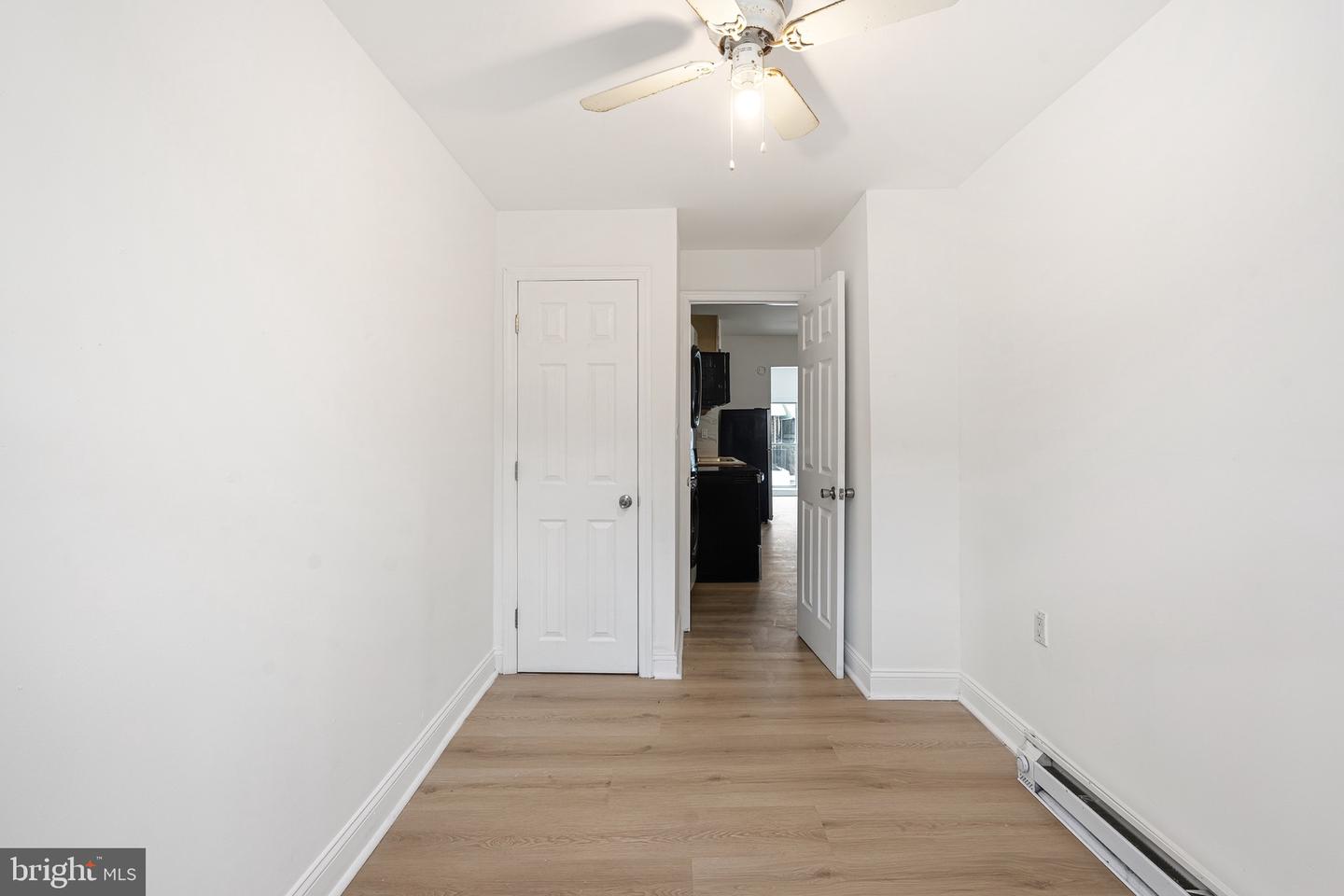 5957 Belmar St Property Photo 15