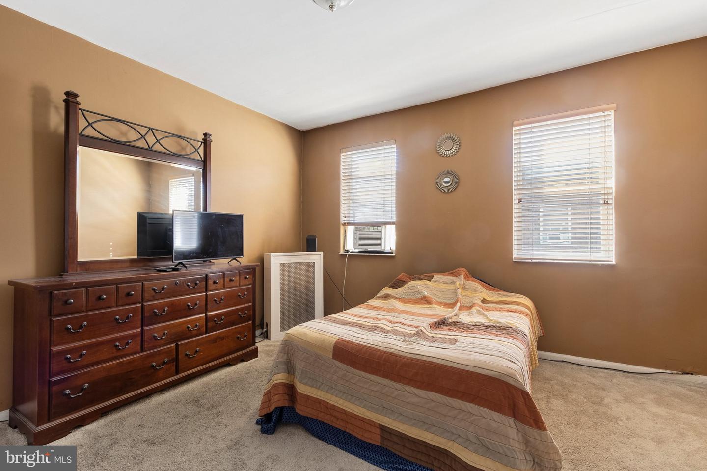 2319 S Bouvier St Property Photo 22