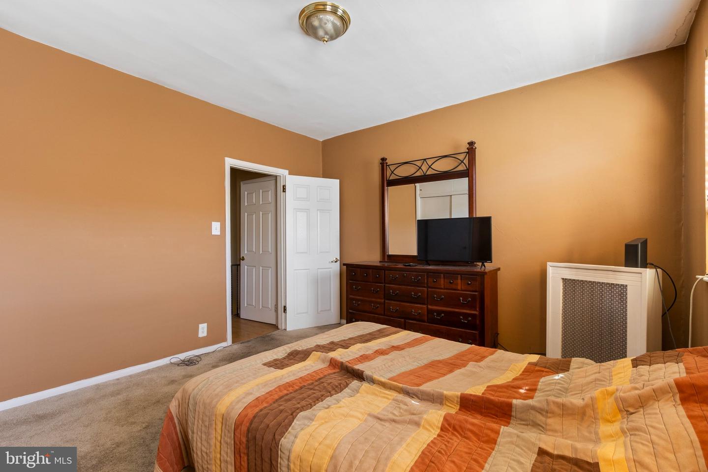 2319 S Bouvier St Property Photo 23