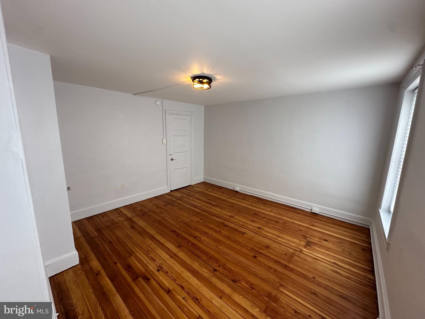 5620 Devon St Property Photo 13