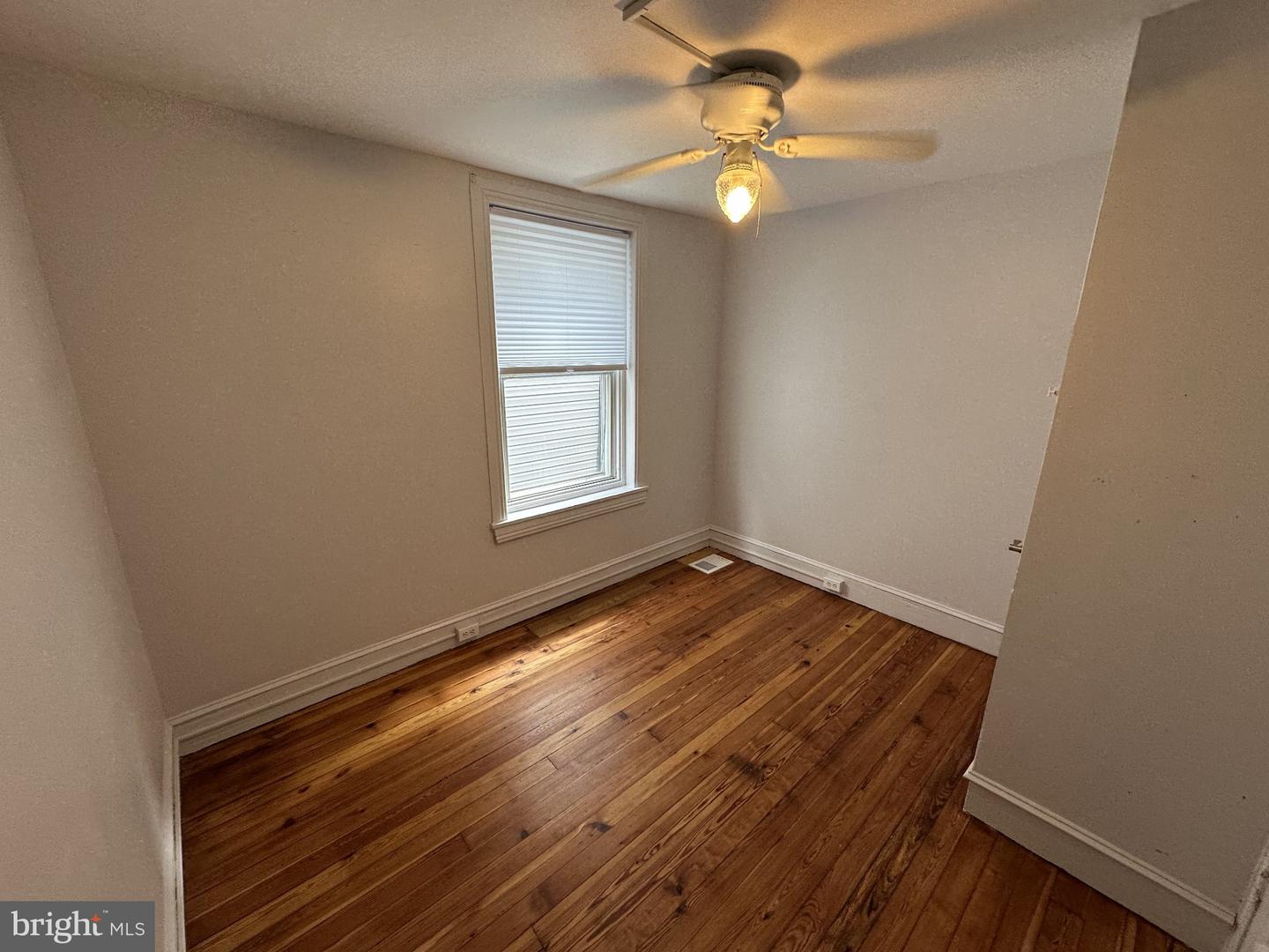 5620 Devon St Property Photo 16