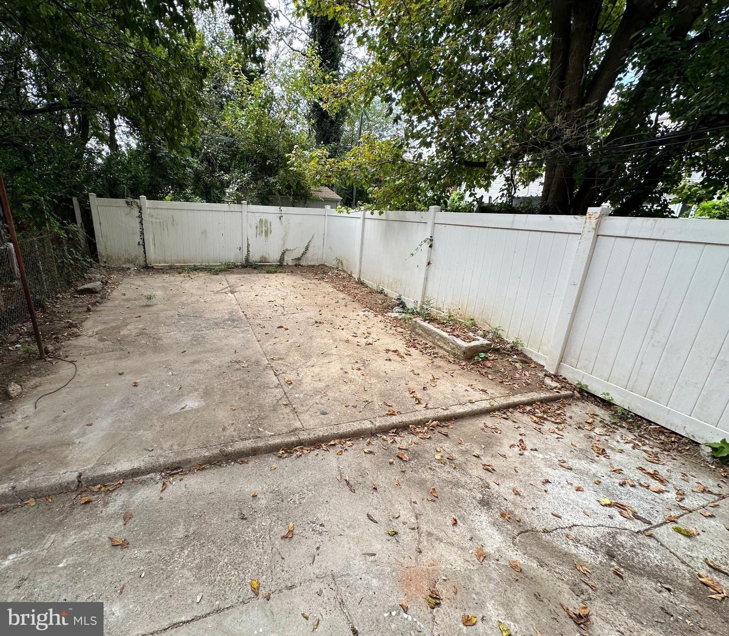 5620 Devon St Property Photo 25
