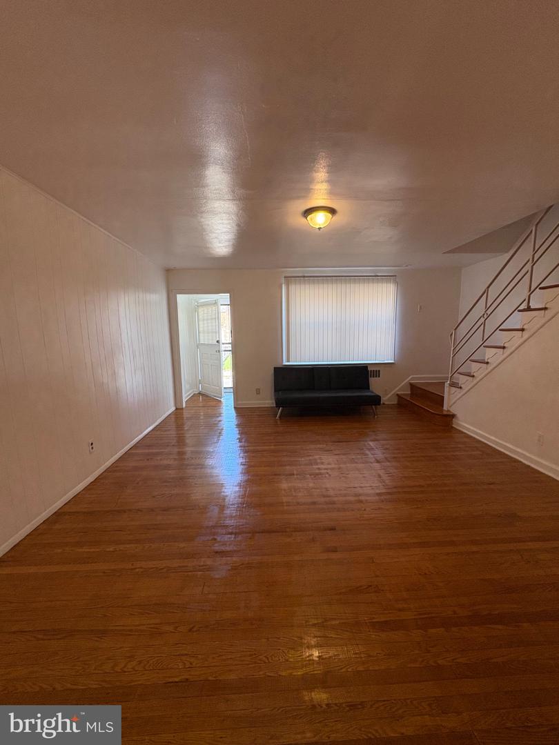 1244 Robbins St Property Photo 12