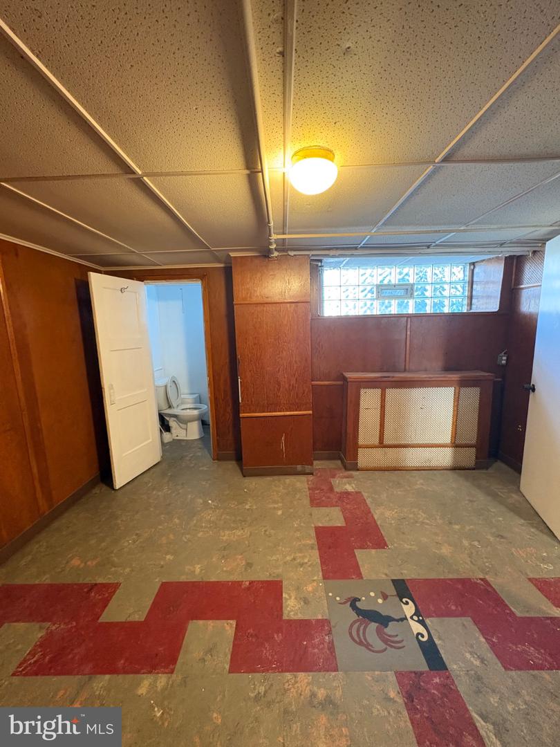 1244 Robbins St Property Photo 19