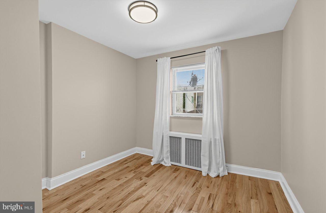 2405 S Warnock St Property Photo 9
