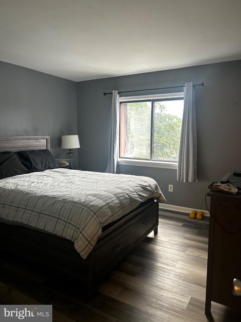 68202 Delaire Landing Rd #202 Property Photo 8