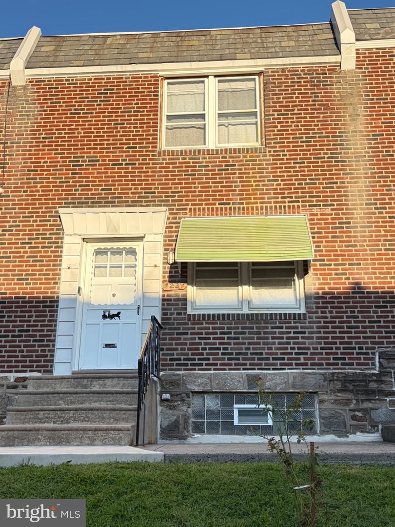 4231 Lawndale St Property Photo 1