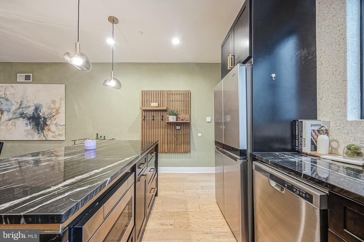 1109 Earl St #a Property Photo 17