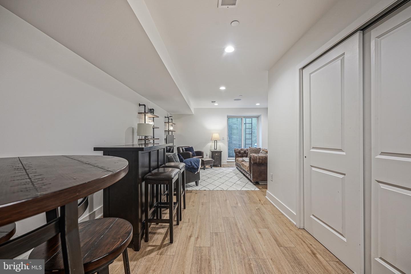 1109 Earl St #a Property Photo 21