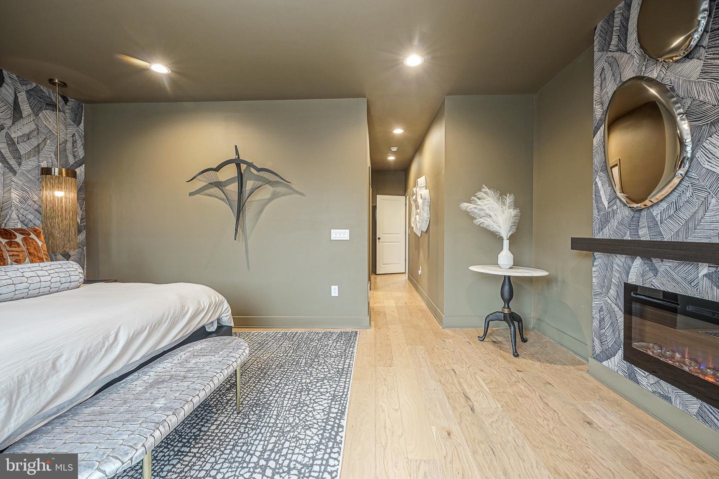 1109 Earl St #a Property Photo 37