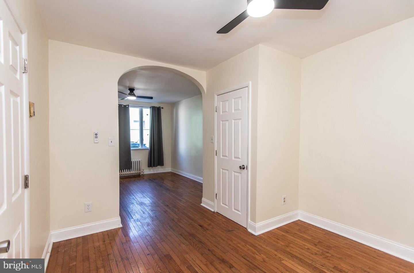 3123 Edgemont St Property Photo 9