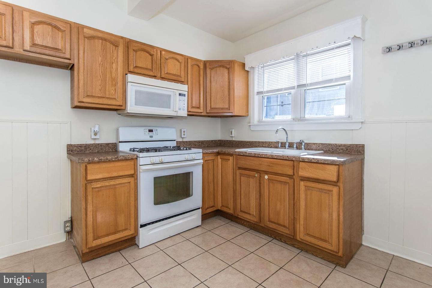 3123 Edgemont St Property Photo 15