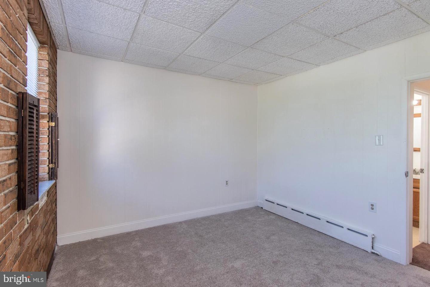 3123 Edgemont St Property Photo 22