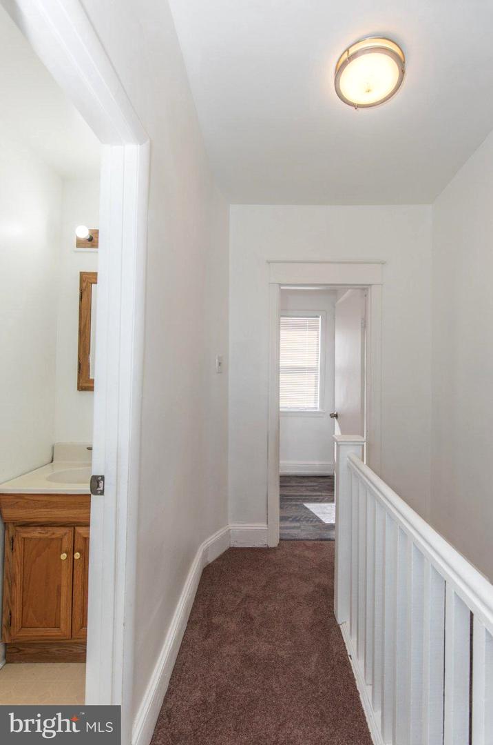 3123 Edgemont St Property Photo 25